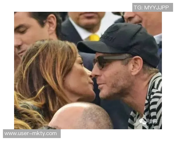 前妻拒绝高额酬劳谈论与布冯离婚经历的背后故事